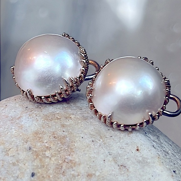 14 karat gold, and 17 mm pearl earrings - Picture 6 of 7